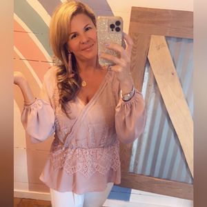 Boutique Brand Surplice Wrap V Neck Balloon Sleeve Lace Peplum Blouse Pink 💗